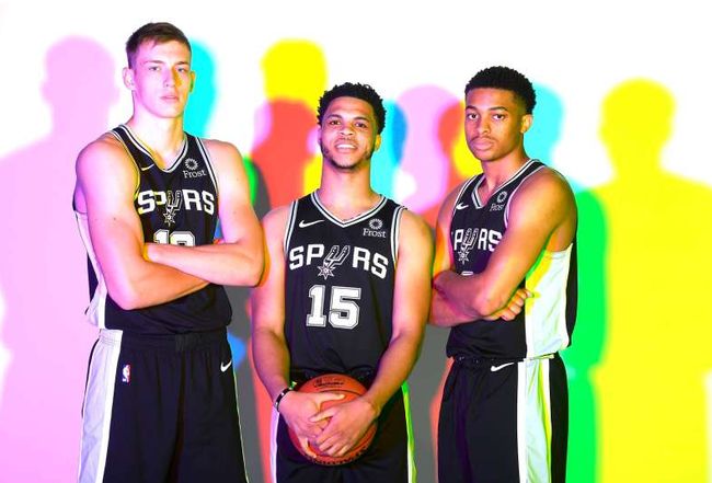 线抵达的3 线抵达的3